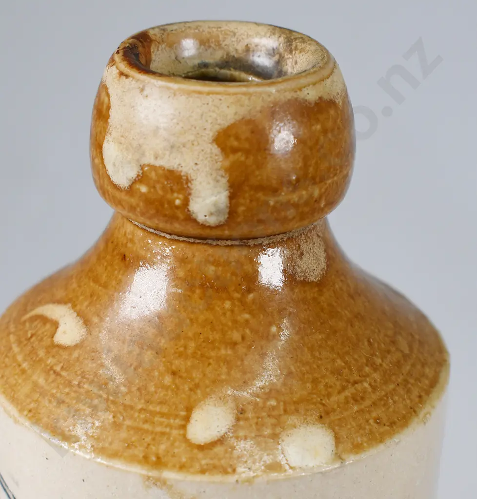 THOMSON LEWIS WELLINGTON PETONE WANGANUI & OTAKI GINGER BEER Image 1++