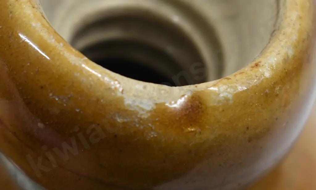 LONG & BARDEN NEW ZEALAND JAR Image 1++