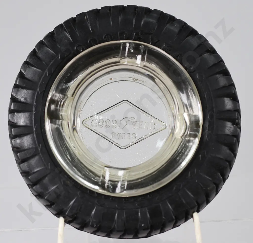 GOODYEAR ADVERTISING TYRE ASHTRAY Image 1++