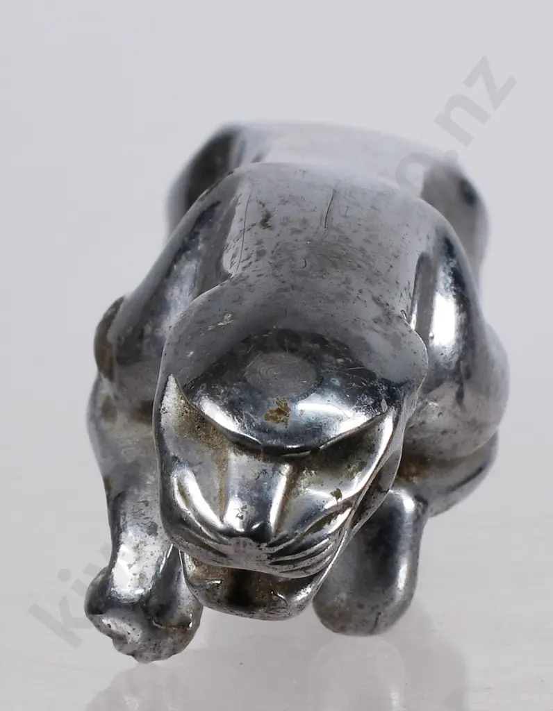 JAGUAR & BIRD CAR EMBLEMS Image 1++