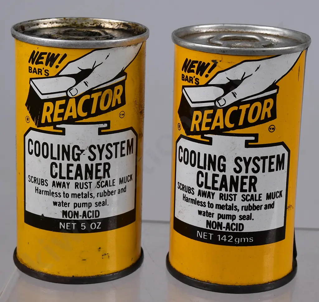 BARS LEAKS STAND WITH SOME PRODUCT Image 1++