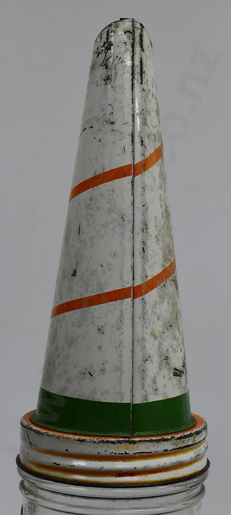 CASTROL OIL BOTTLES & POURERS Image 1++