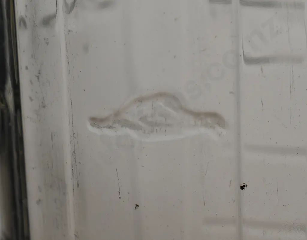 MOBIL QUART AND PINT OIL BOTTLES Image 1++