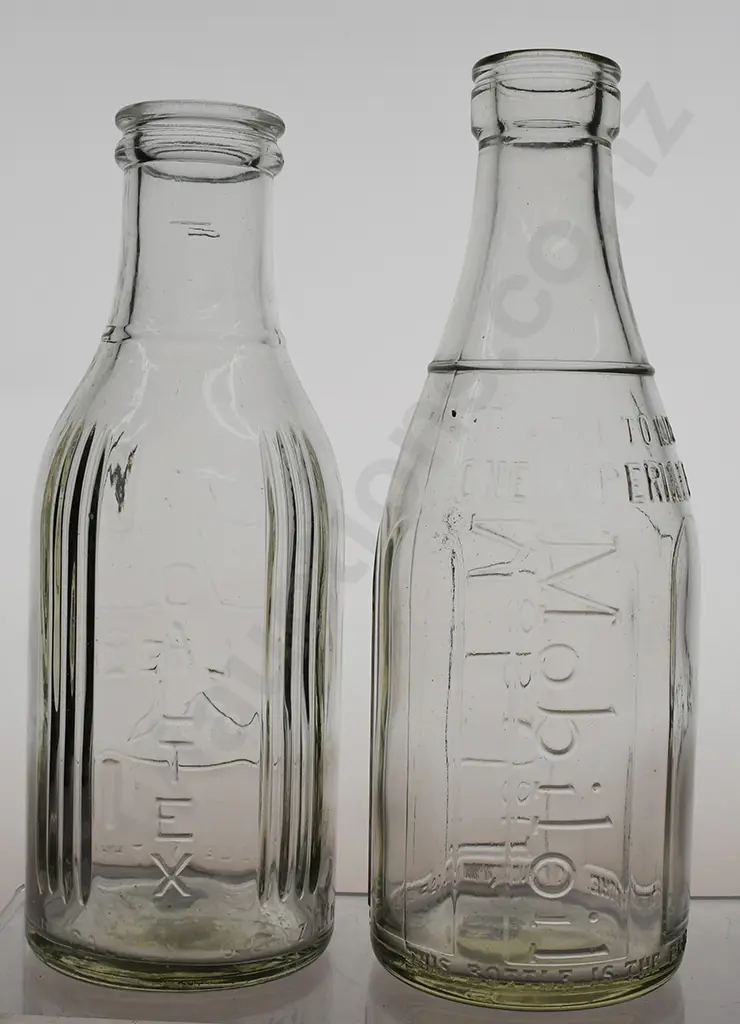 CALTEX & MOBIL PINT OIL BOTTLES Image 1++