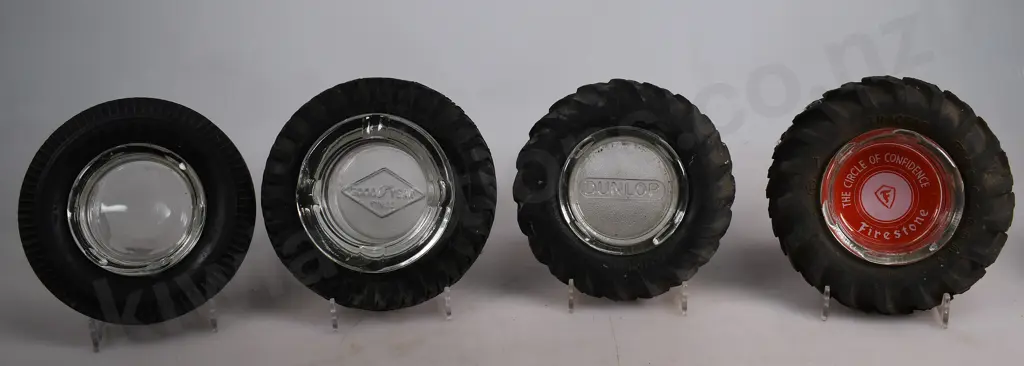 ADVERTISING TYRE ASHTRAYS Image 1++
