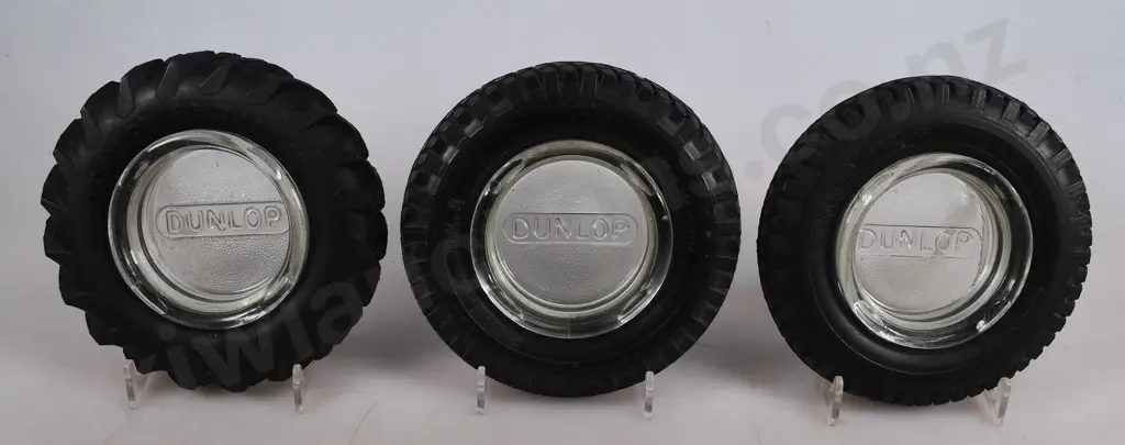 DUNLOP ADVERTISING TYRE ASHTRAYS Image 1++