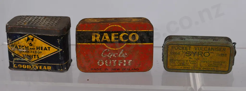 ASSORTED REPAIR KIT & OTHER TINS Image 1++