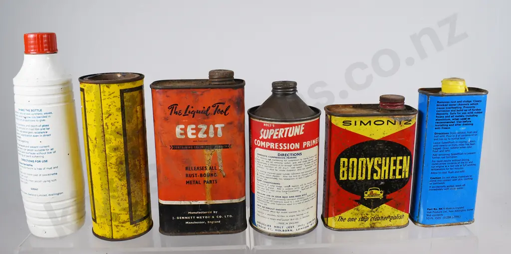 ASSORTED AUTOMOTIVE CONTAINERS Image 1++