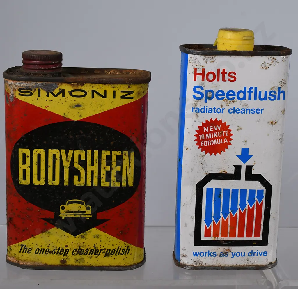 ASSORTED AUTOMOTIVE CONTAINERS Image 1++