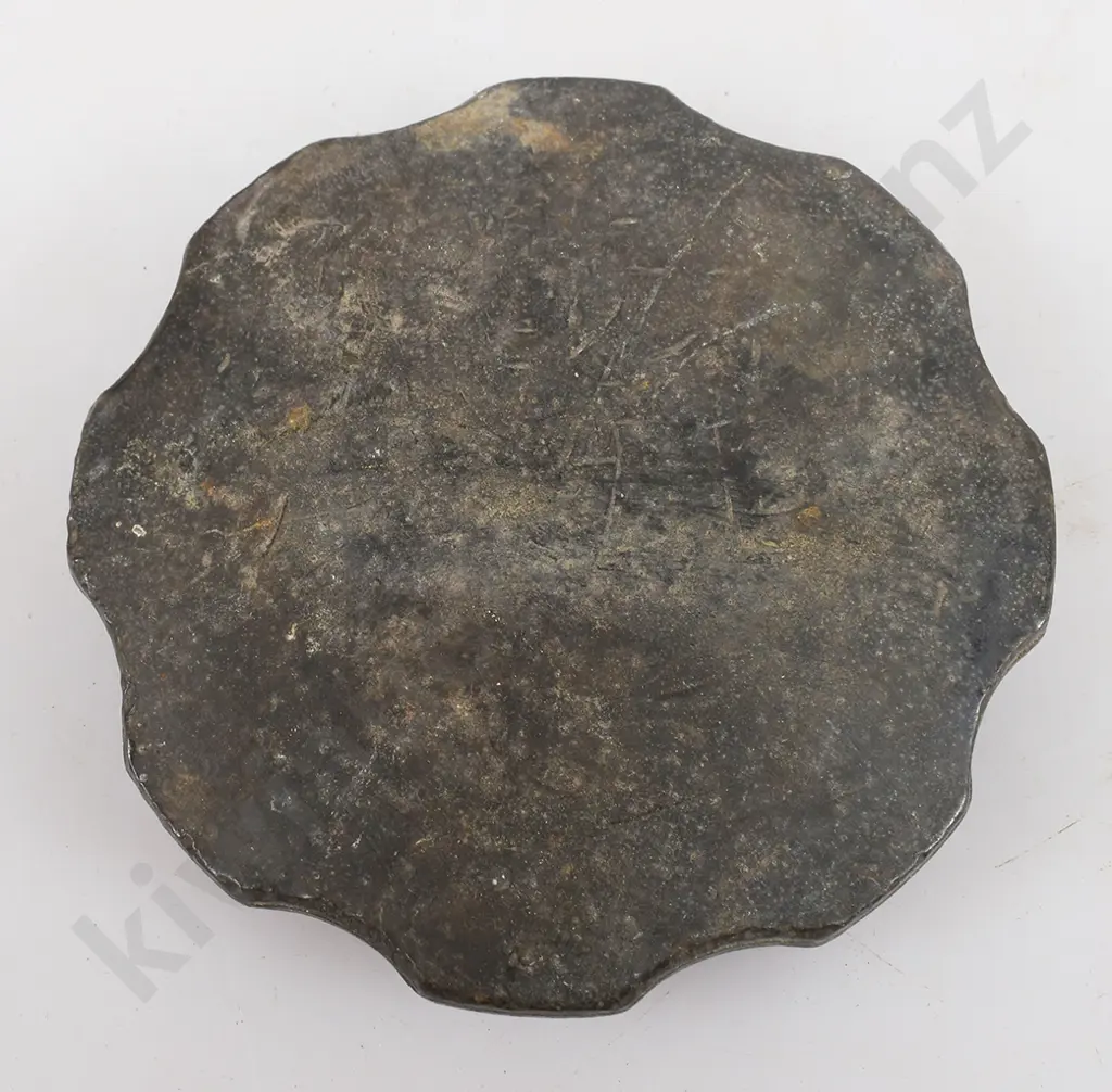 ASSORTED MOTORING HUB AND OTHER CAPS Image 1++