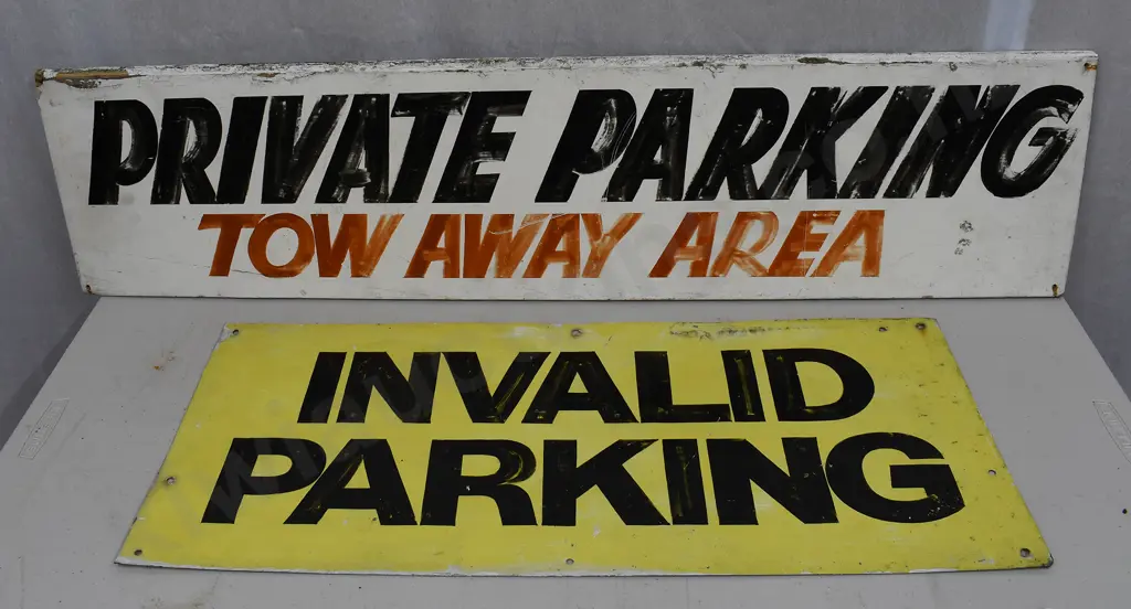 PARKING SIGNS Image 1++