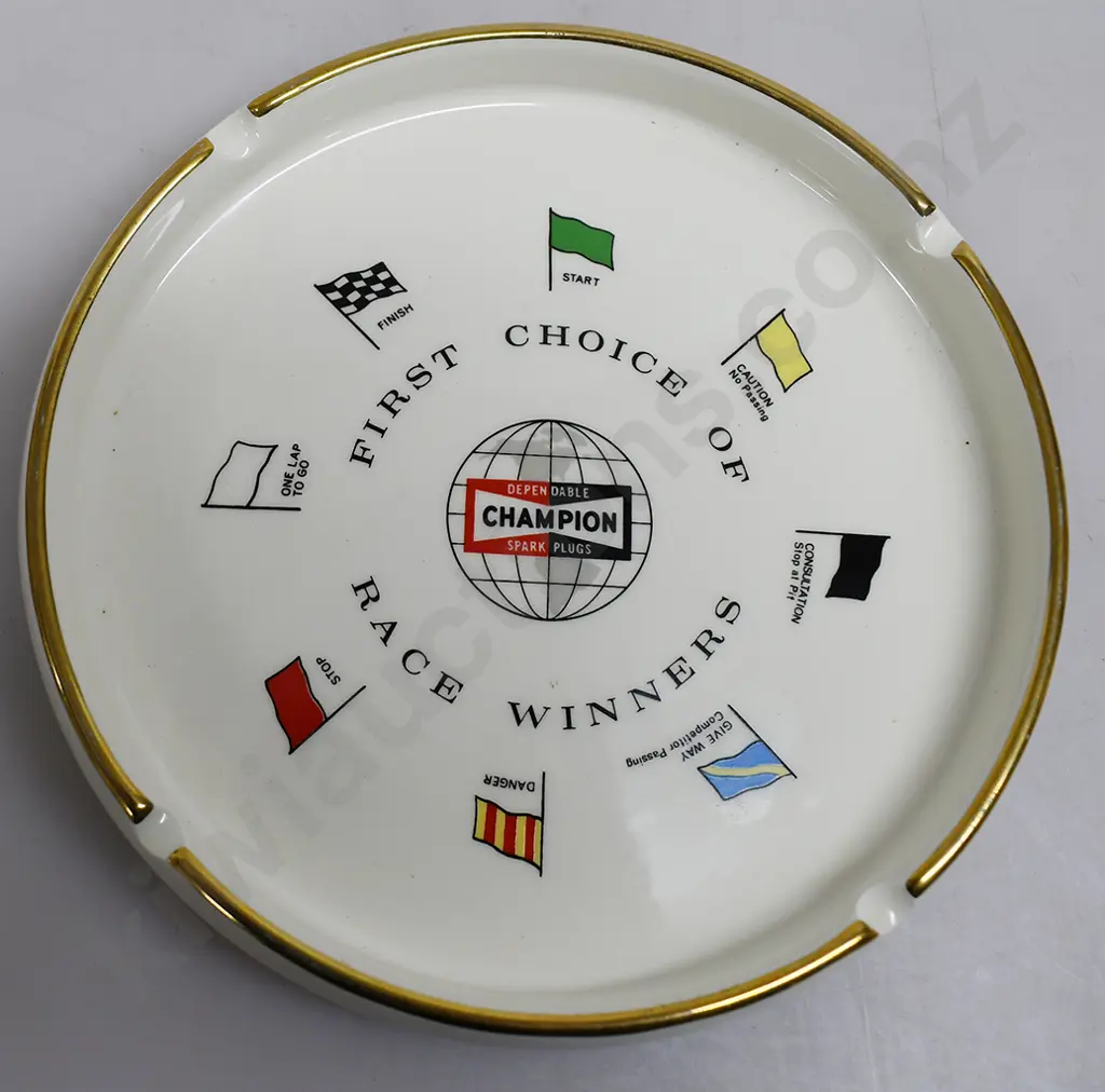 CHAMPION SPARK PLUGS ADVERTISING ASHTRAY Image 1++