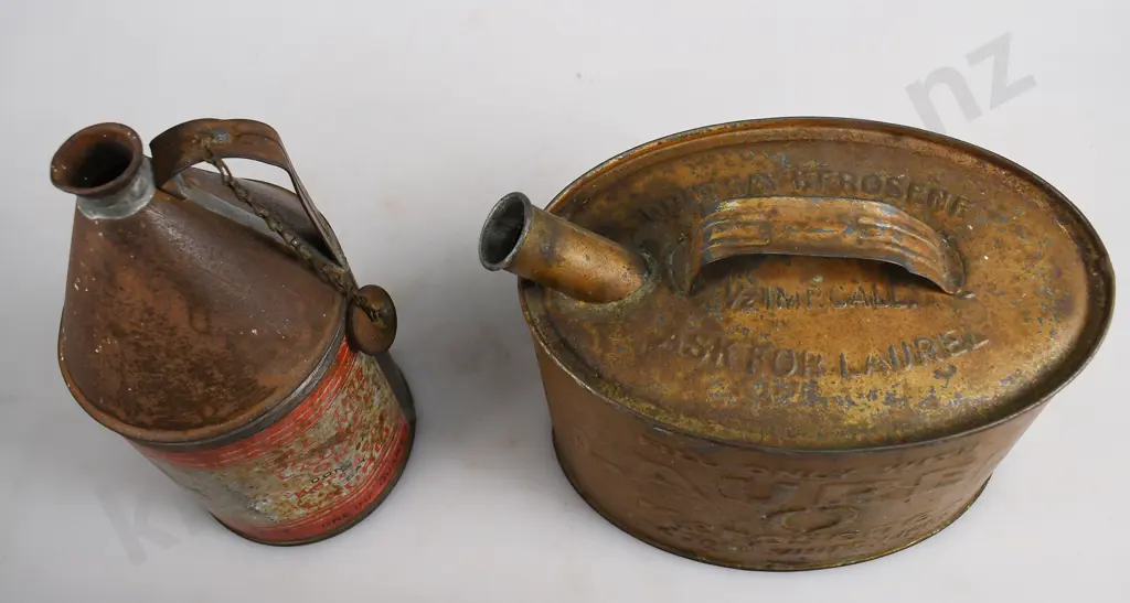 LAUREL KEROSENE, VACUUM OIL COMPANY TINS Image 1++