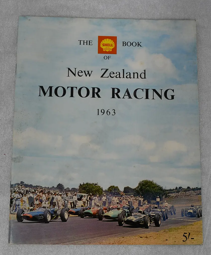 SHELL NEW ZEALAND MOTOR RACING PUBLICATIONS 1960's Image 1++