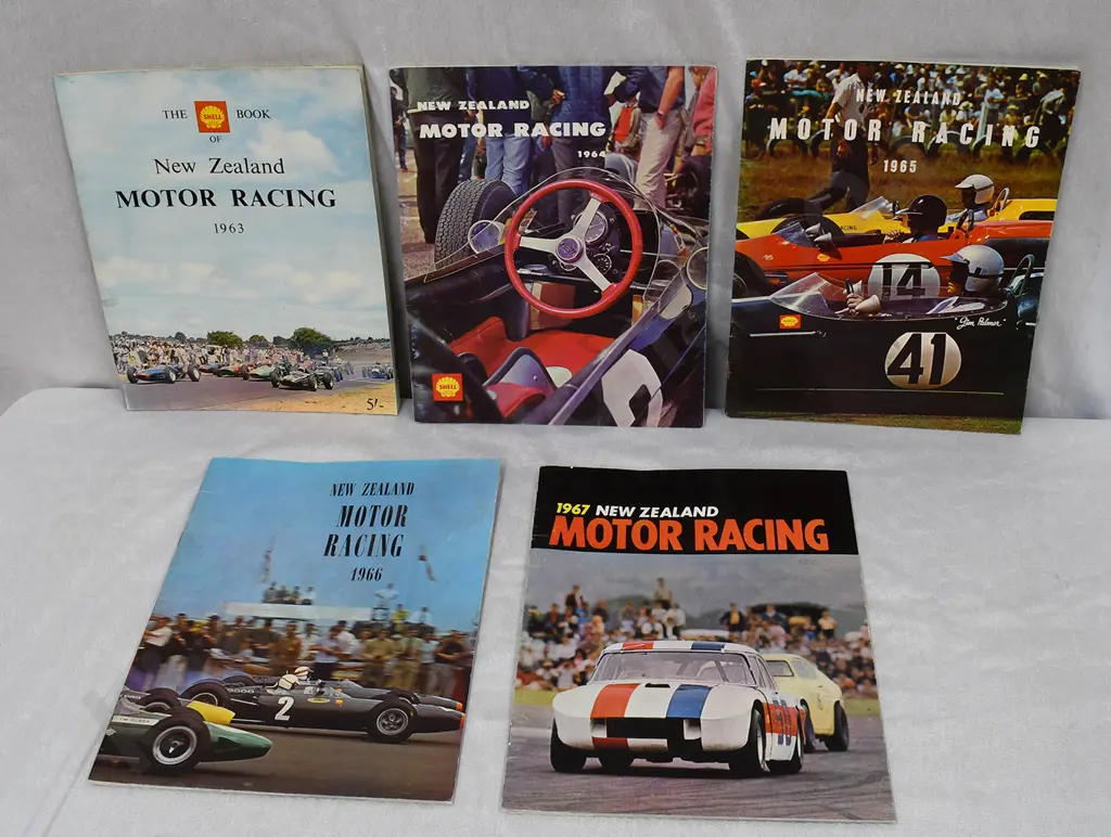 SHELL NEW ZEALAND MOTOR RACING PUBLICATIONS 1960's Image 1++