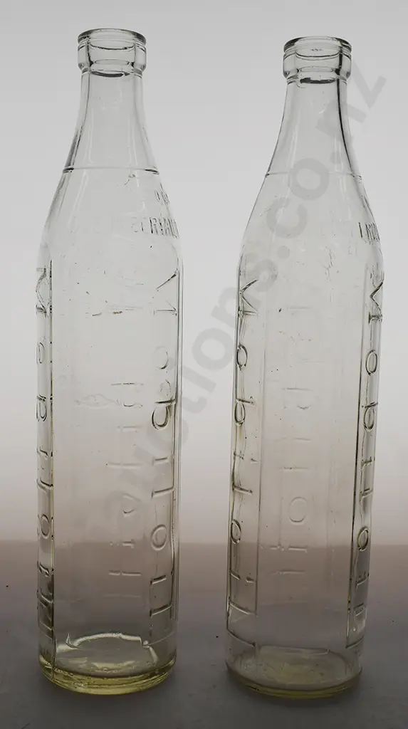 MOBIL QUART OIL BOTTLES Image 1++