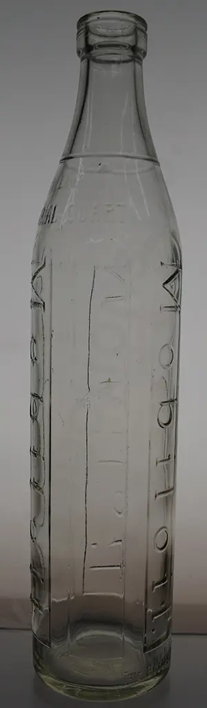 MOBIL QUART AND PINT OIL BOTTLES Image 1++