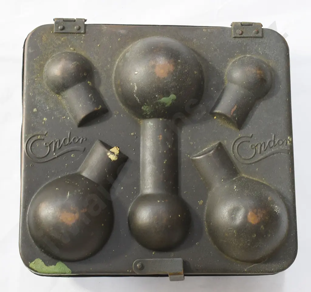 AUTOMOTIVE LIGHT BULB TINS Image 1++