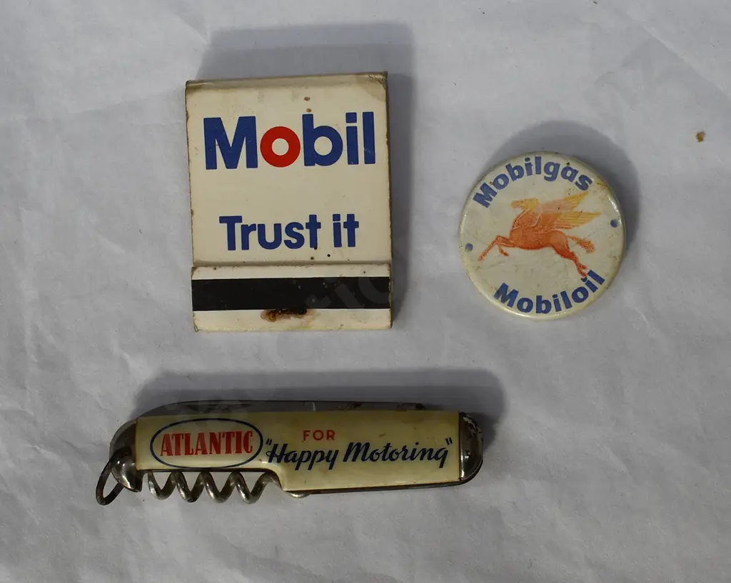 MOBIL & ATLANTIC COLLECTABLES Image 1++