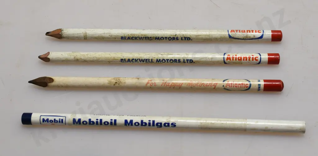 MOBIL & ATLANTIC COLLECTABLES Image 1++