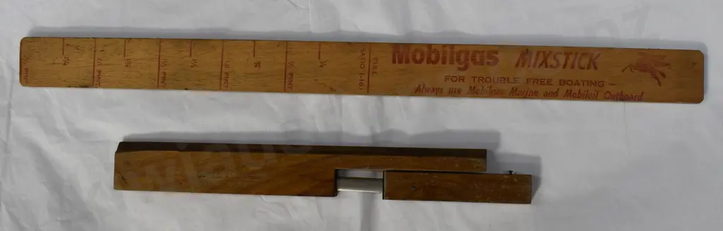 MOBIL & ATLANTIC COLLECTABLES Image 1++