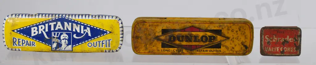 ASSORTED PUNCTURE REPAIR PRODUCTS Image 1++