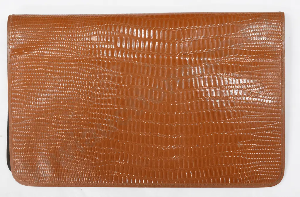 BP SMALL AUTOMOTIVE COLLECTABLES Image 1++