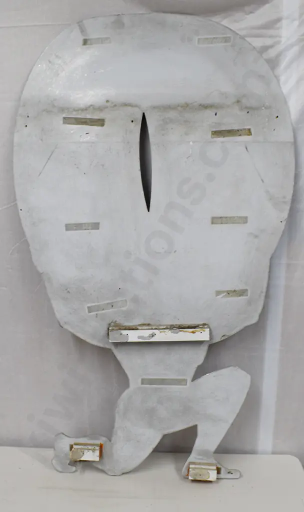 BEAUREPAIRES CUT OUT TYRE SIGN Image 1++