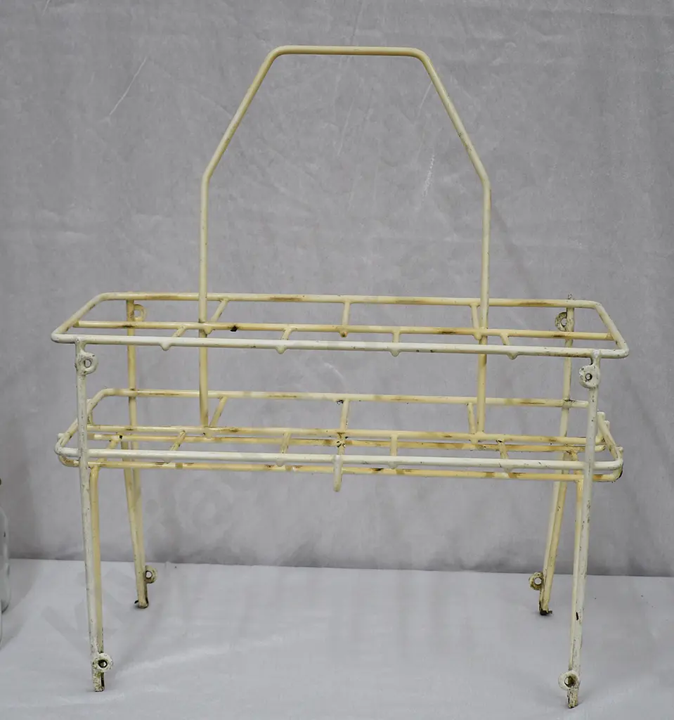 OIL BOTTLES AND STORAGE RACK Image 1++