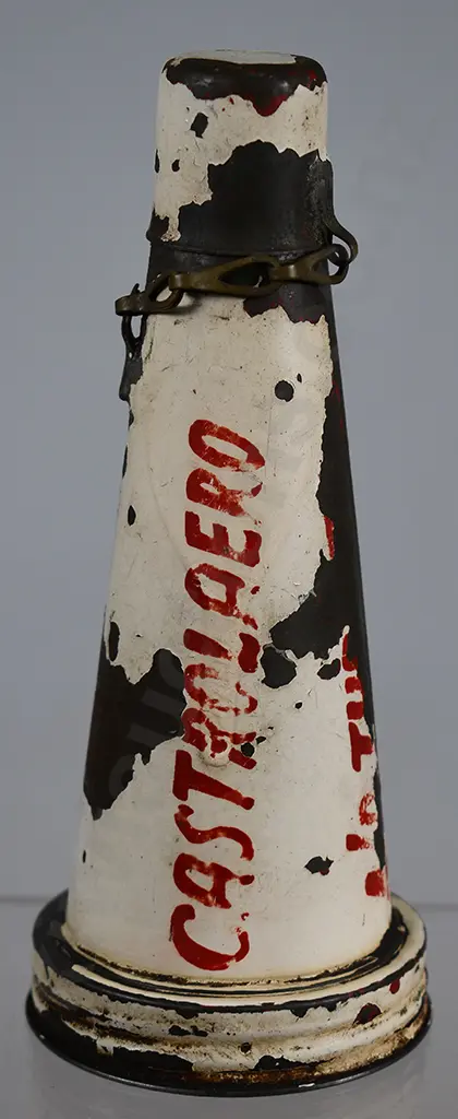 CASTROAERO PRESSED TIN BOTTLE POURER AND CAP Image 1++