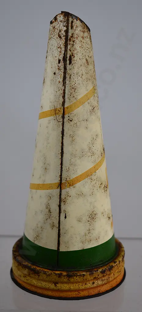 CASTROL CASTROLITE 10W-20-30, PRESSED TIN, BOTTLE POURER Image 1++