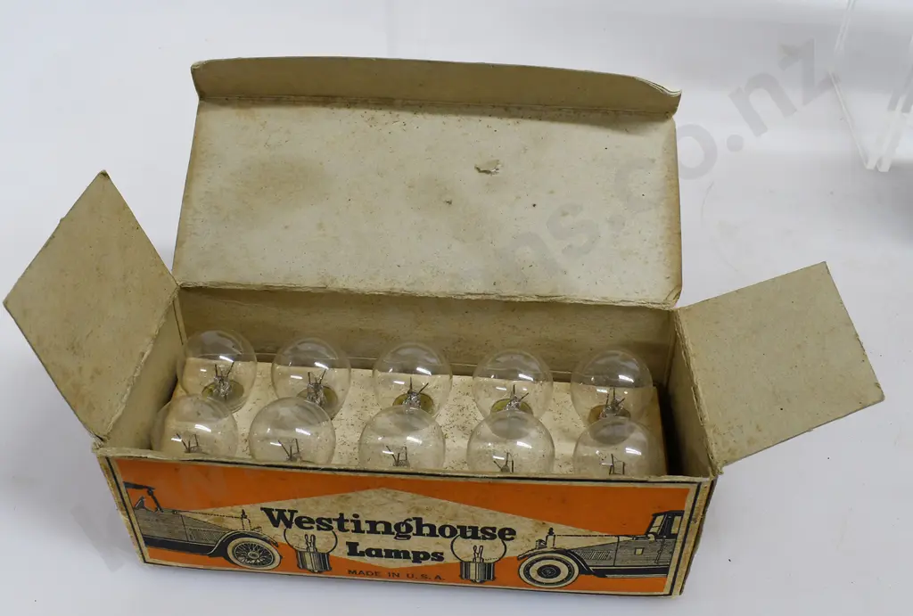 LIGHTING & OTHER AUTOMOTIVE ITEMS Image 1++