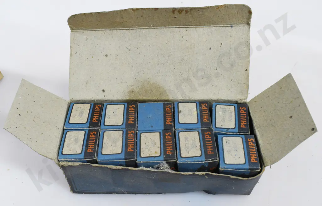 LIGHTING & OTHER AUTOMOTIVE ITEMS Image 1++