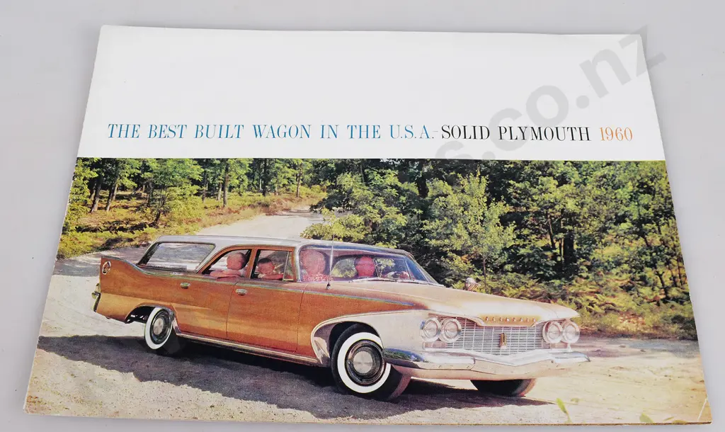 MOTOR VEHICLE CATALOGUES/POSTERS Image 1++