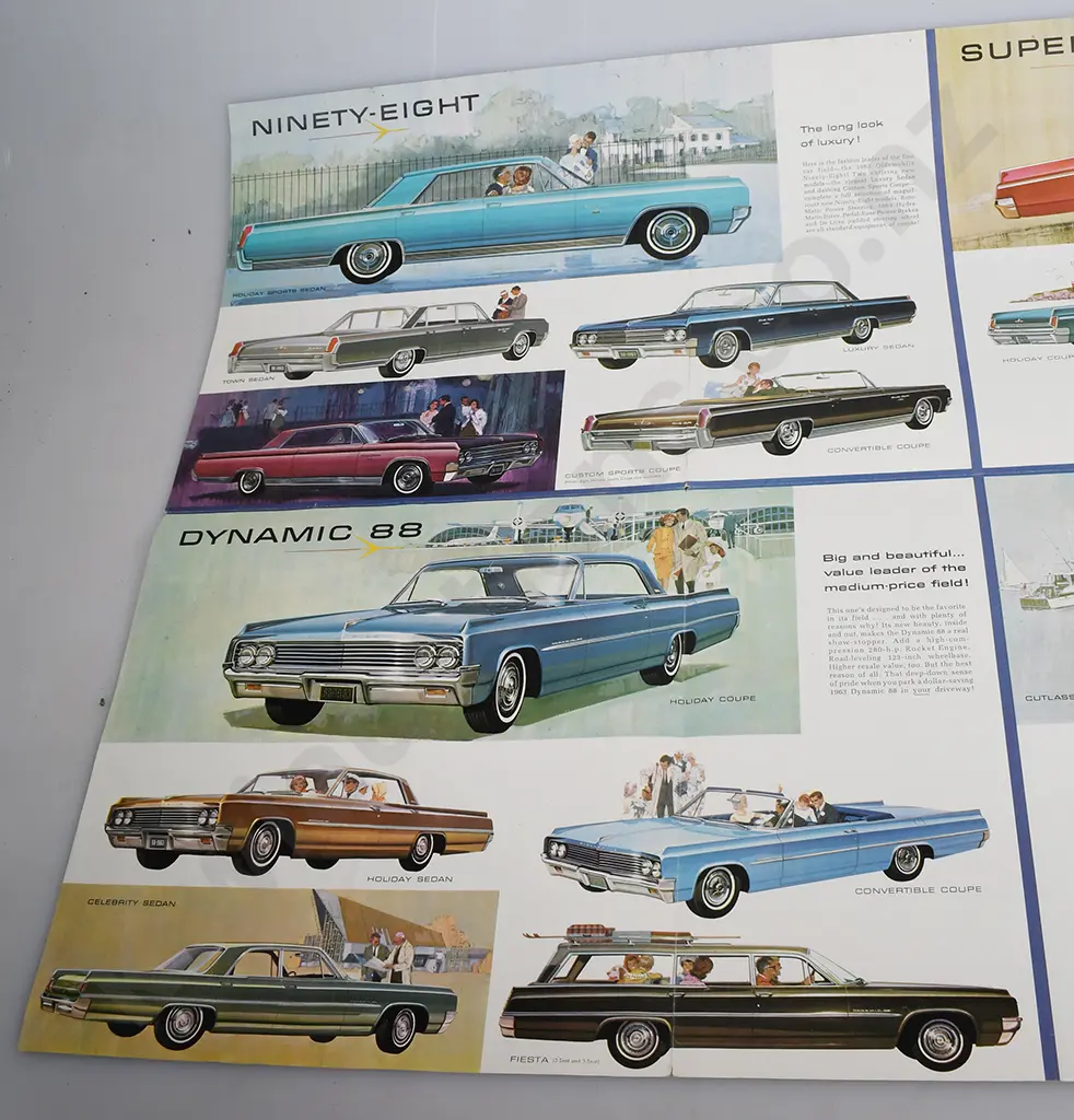 MOTOR VEHICLE CATALOGUES/POSTERS Image 1++