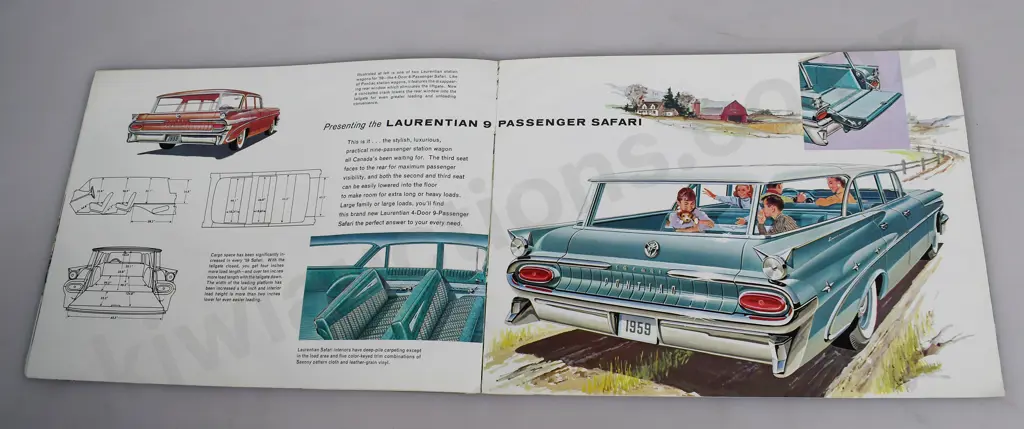 PONTIAC CATALOGUES/POSTERS Image 1++