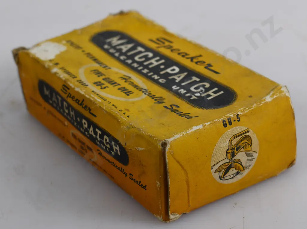 ROMAC CURE - C - CURE TYRE PATCH TIN & SPEAKER MATCH PATCH PACKET Image 1++