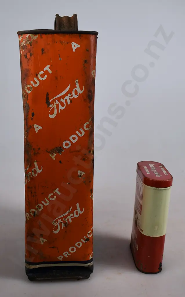 FORD HYDRAULIC BRAKE FLUID, FOMOCO POLISHING CLOTH TINS Image 1++