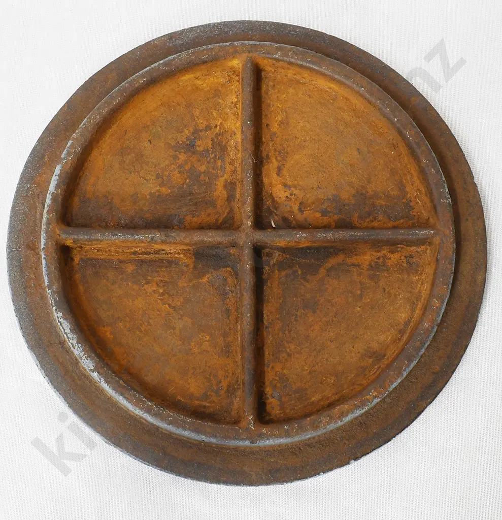 VOCO PTY LTD TOBY FORECOURT COVER PLATE Image 1++