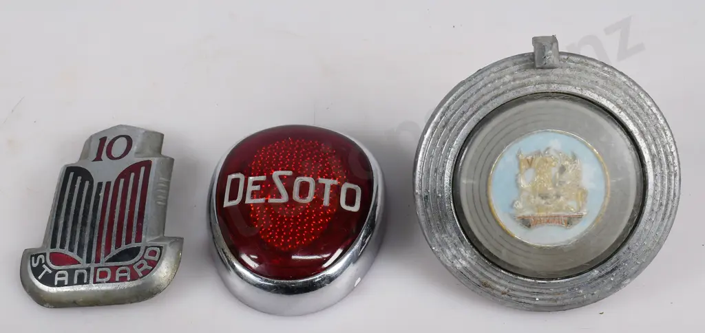 STANDARD 10, DESOTO, VAUXHALL AUTOMOTIVE ITEMS Image 1++