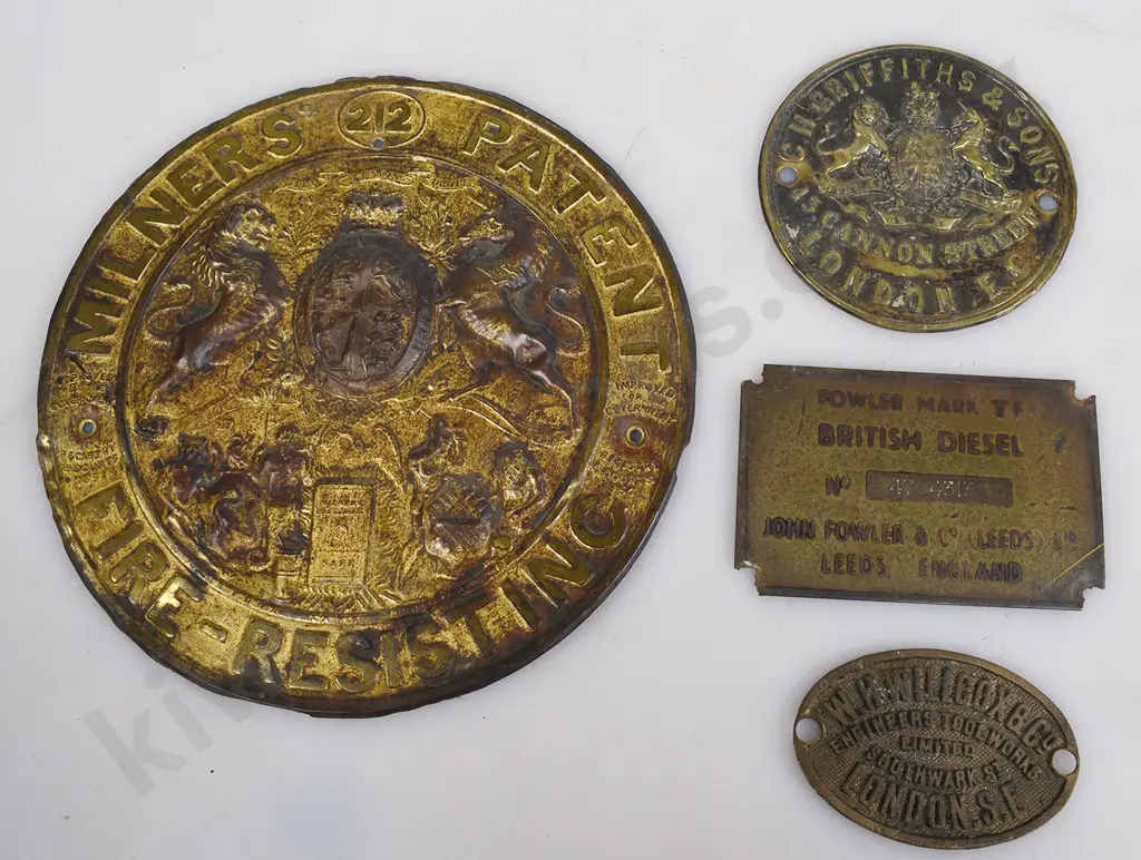 BRASS MAKERS PLATES Image 1++