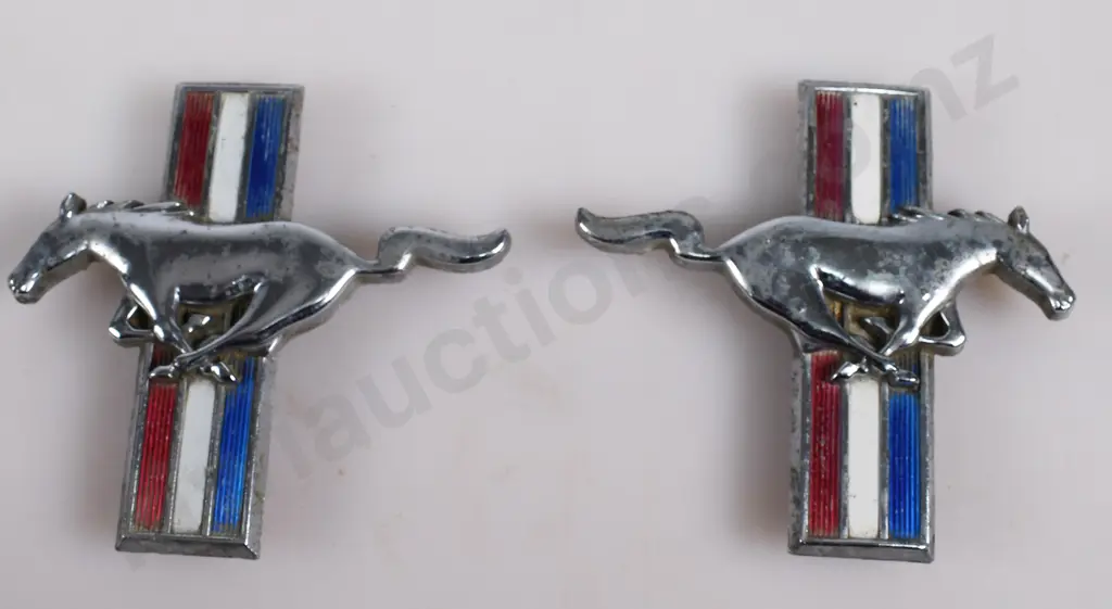 MUSTANG CAR BADGES Image 1++