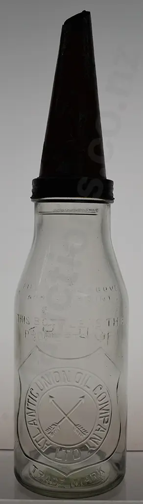 ATLANTIC UNION QUART OIL BOTTLE WITH POURER Image 1++