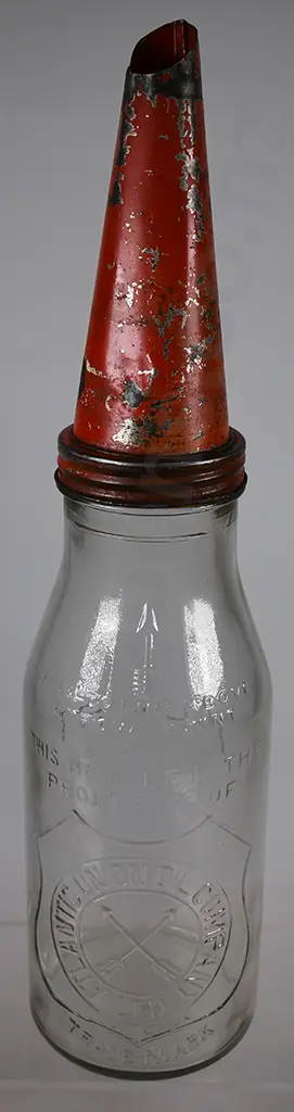 ATLANTIC UNION QUART OIL BOTTLE WITH POURER Image 1++