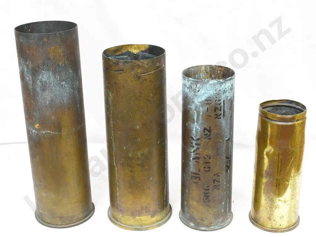 BRASS ARTILLERY SHELL CASINGS Image 1++