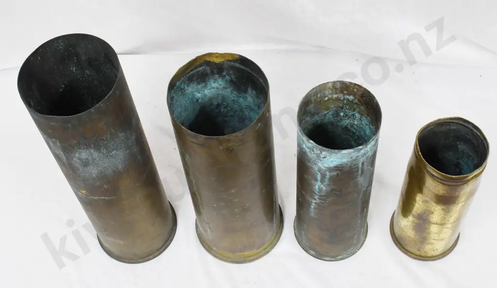 BRASS ARTILLERY SHELL CASINGS Image 1++