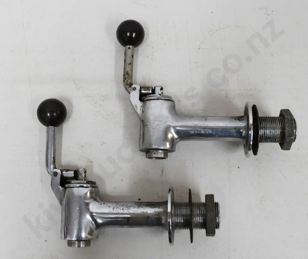 OIL DRUM DISPENSER TAPS Image 1++