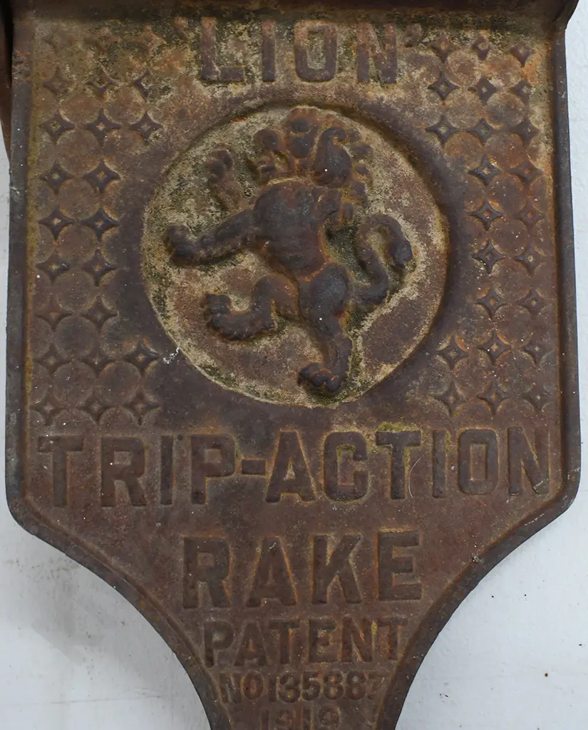 BAMFORDS LION TRIP ACTION HAY RAKE FOOT PEDAL Image 1++