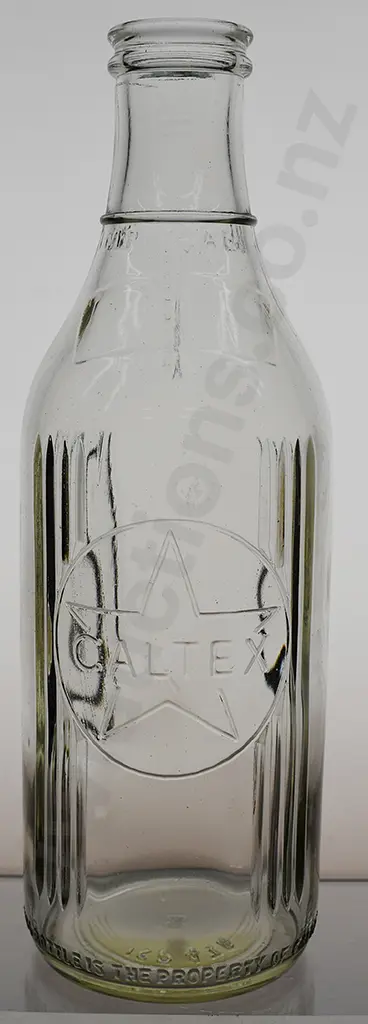 CALTEX QUART OIL BOTTLE Image 1++