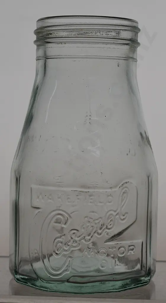 WAKEFIELD CASTROL PINT OIL BOTTLE Image 1++